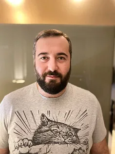 Темур В.